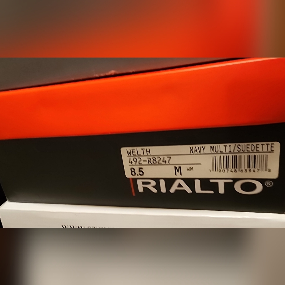 Rialto "Welth" open toe heeled sandals, navy/tan multi-color sueded, sz: 8.5 NIB - Picture 11 of 11